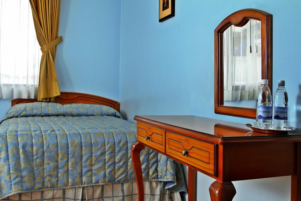 Hotel Yanuncay Куэнка Экстерьер фото