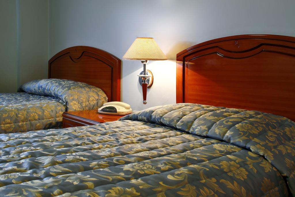 Hotel Yanuncay Куэнка Экстерьер фото